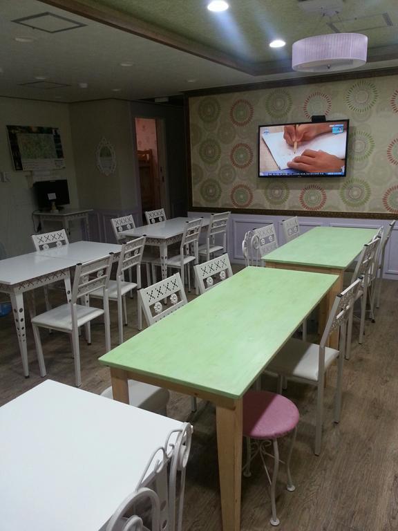 Gyeongju Friend Guesthouse Kültér fotó