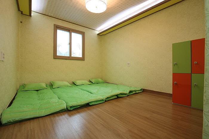 Gyeongju Friend Guesthouse Kültér fotó