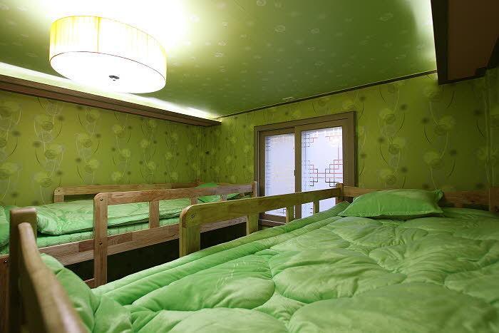 Gyeongju Friend Guesthouse Szoba fotó